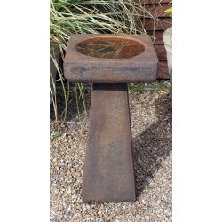 Umber simple birdbath